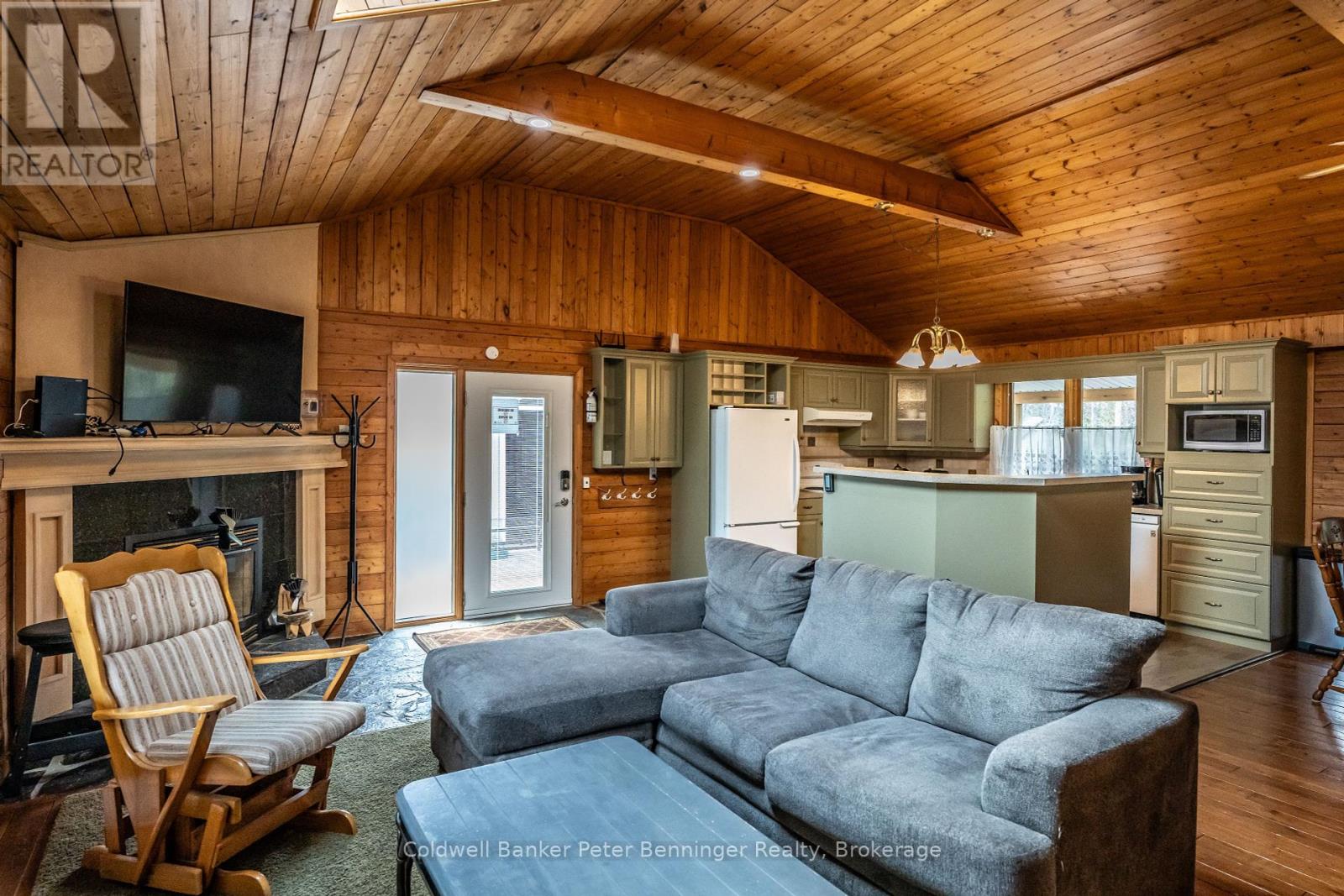 55 Hansen Drive, South Bruce Peninsula, Ontario  N0H 2T0 - Photo 10 - X12045984