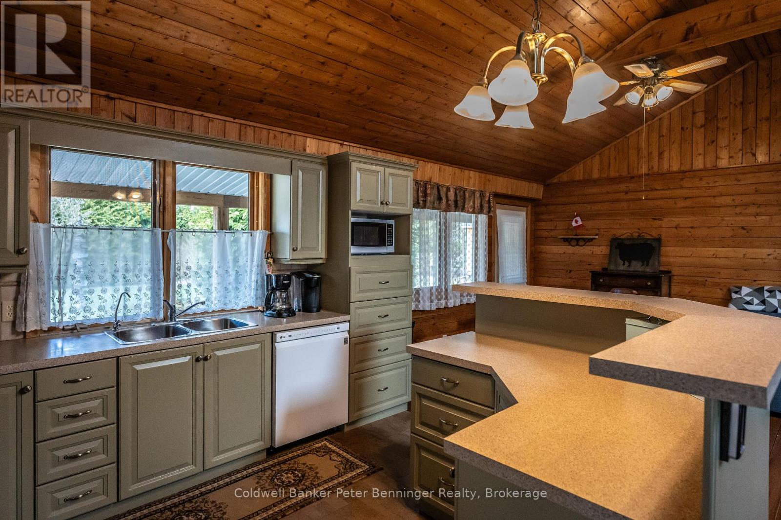 55 Hansen Drive, South Bruce Peninsula, Ontario  N0H 2T0 - Photo 5 - X12045984