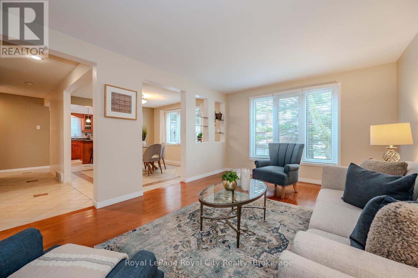 27 Shuh Avenue, Kitchener, Ontario  N2A 2Y1 - Photo 10 - X12045995