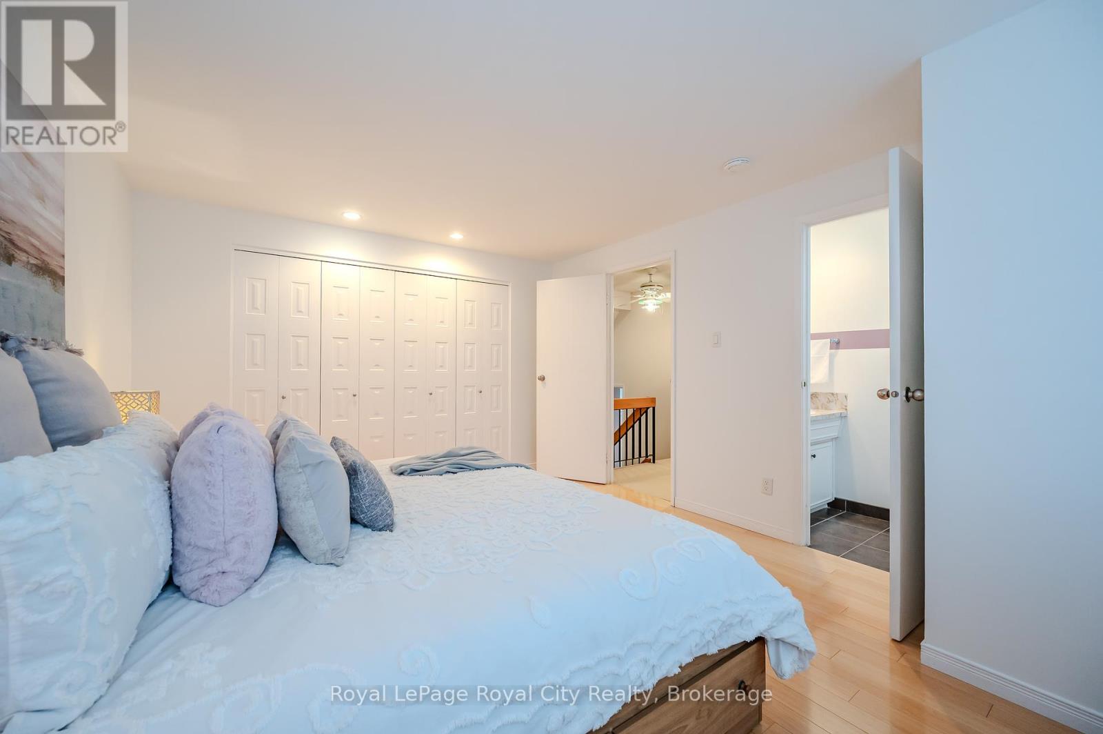 27 Shuh Avenue, Kitchener, Ontario  N2A 2Y1 - Photo 23 - X12045995