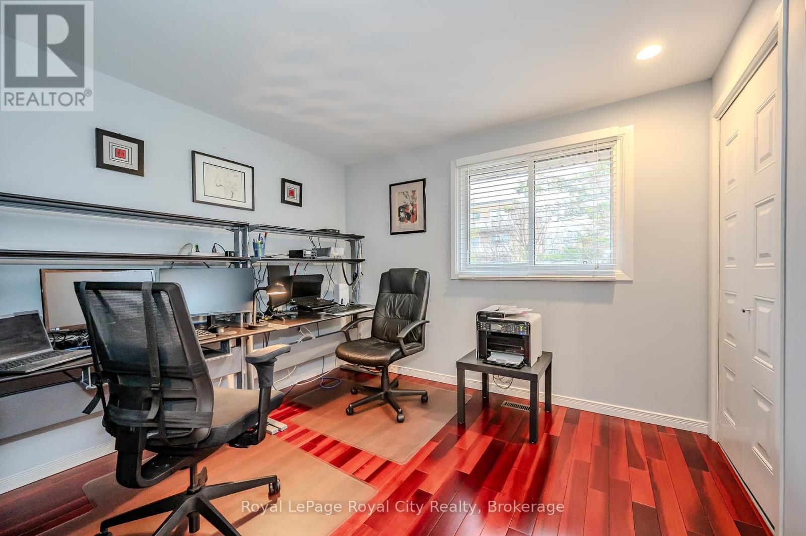 27 Shuh Avenue, Kitchener, Ontario  N2A 2Y1 - Photo 27 - X12045995