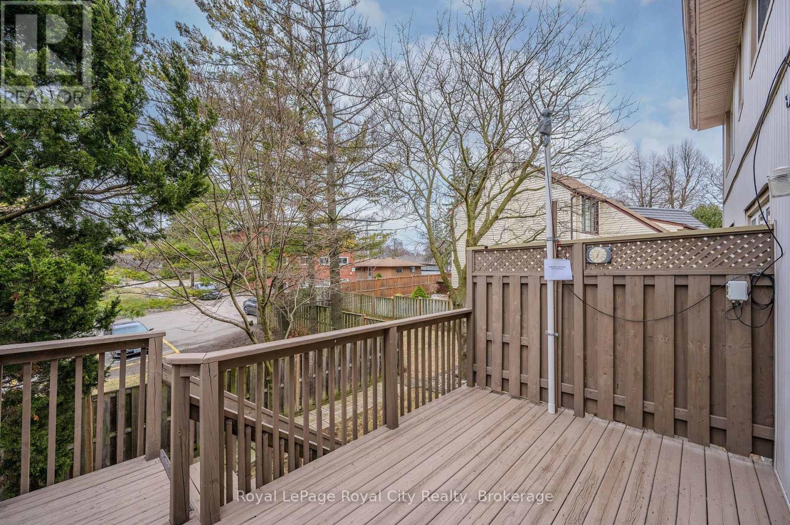 27 Shuh Avenue, Kitchener, Ontario  N2A 2Y1 - Photo 40 - X12045995
