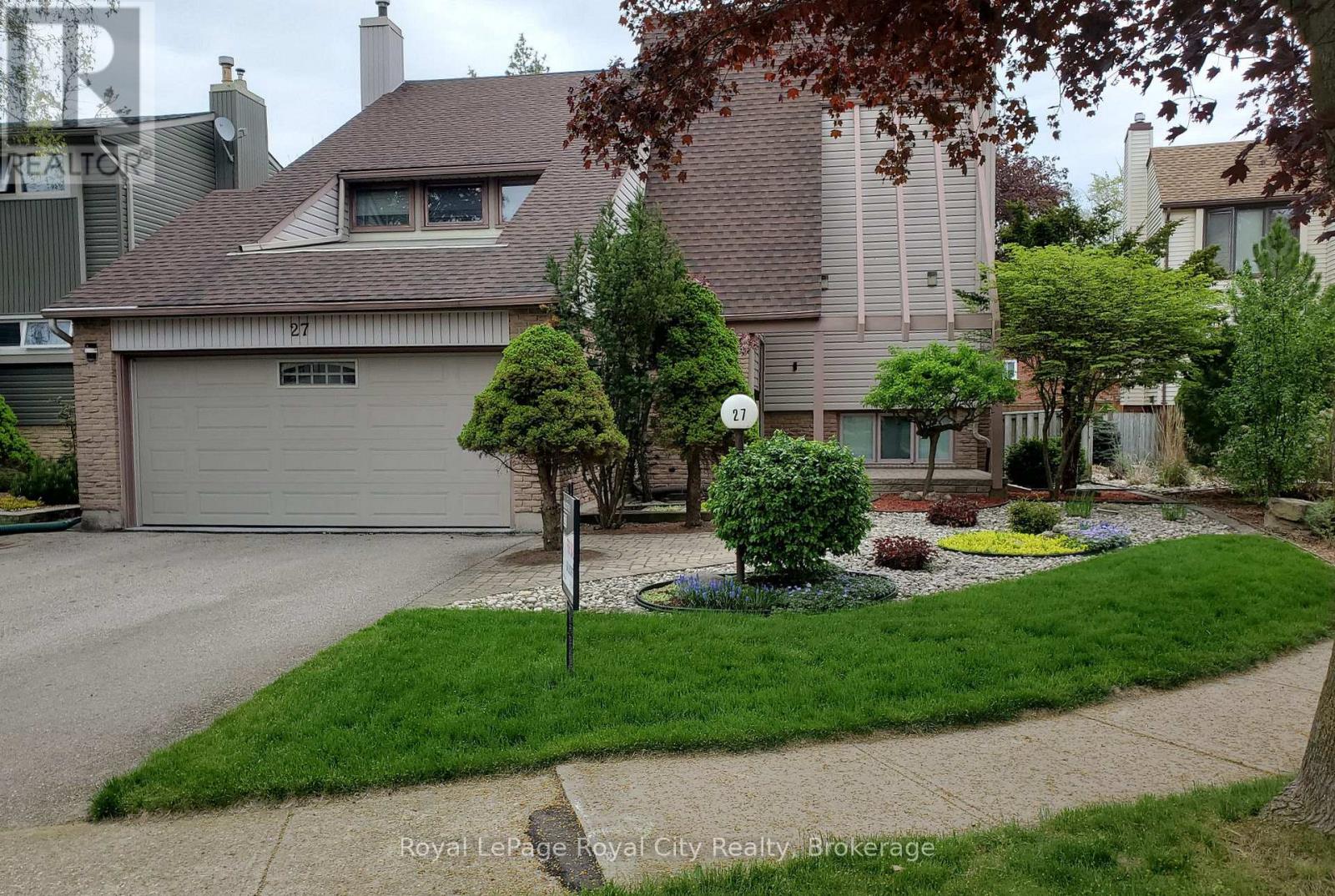 27 Shuh Avenue, Kitchener, Ontario  N2A 2Y1 - Photo 41 - X12045995