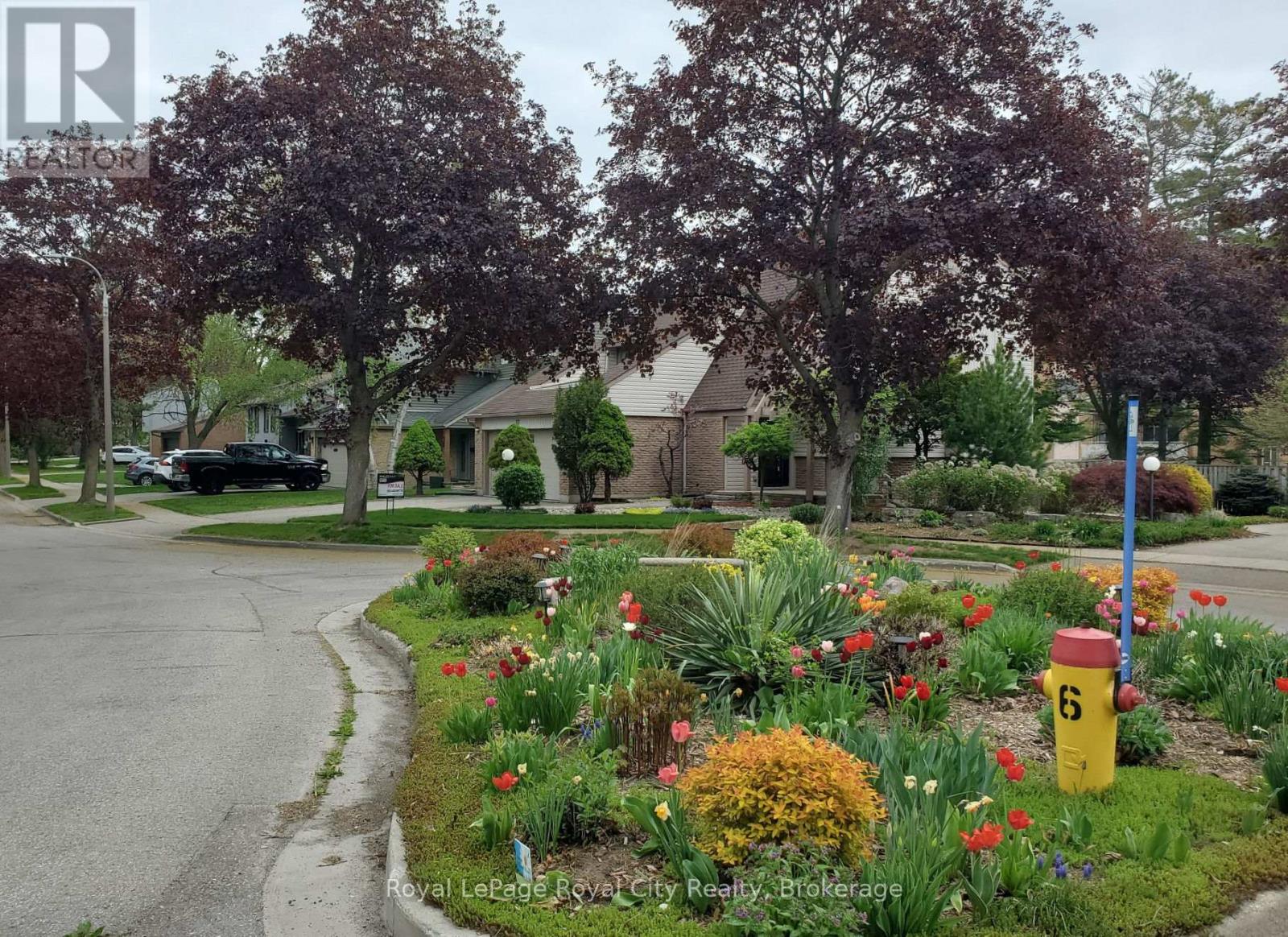 27 Shuh Avenue, Kitchener, Ontario  N2A 2Y1 - Photo 42 - X12045995