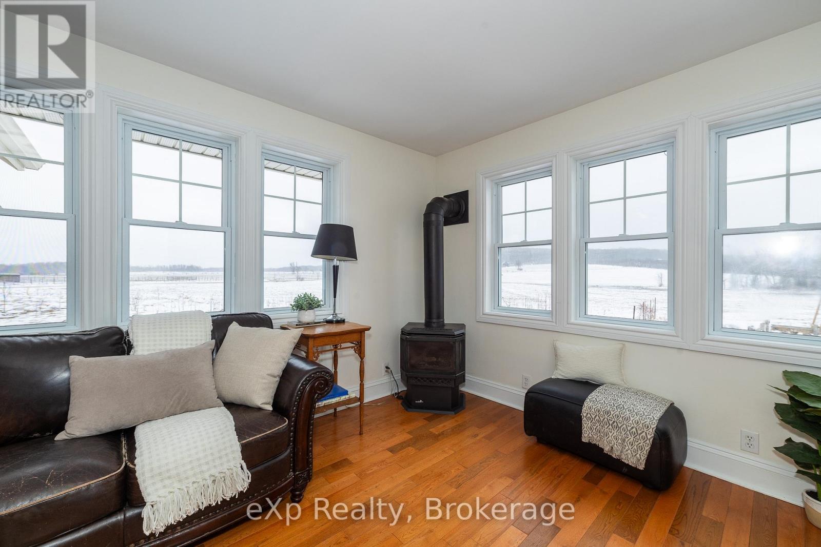 324588 27 Side Road, Meaford, Ontario  N0H 1B0 - Photo 11 - X12046043