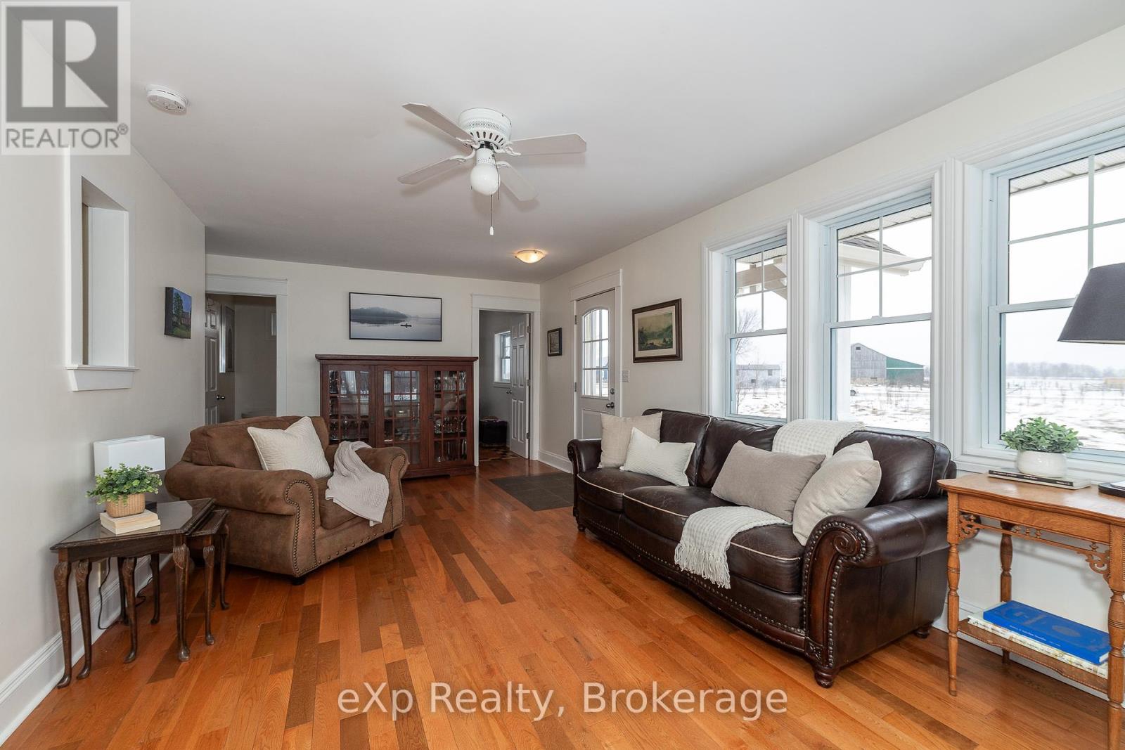 324588 27 Side Road, Meaford, Ontario  N0H 1B0 - Photo 9 - X12046043