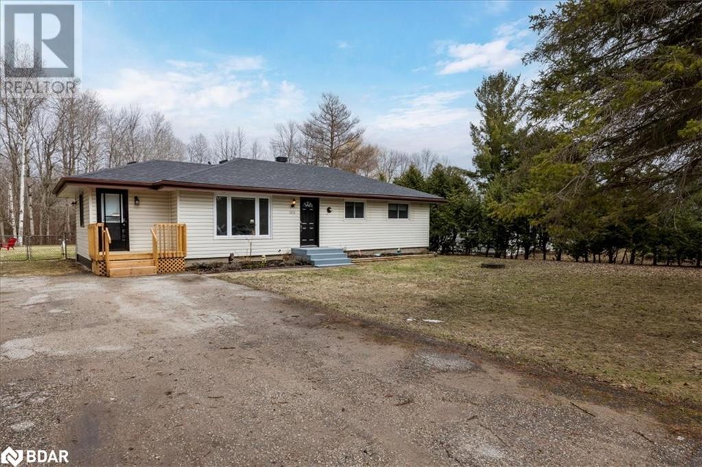 1121 Ferrier Avenue, Innisfil, Ontario  L0L 1W0 - Photo 2 - 40711012