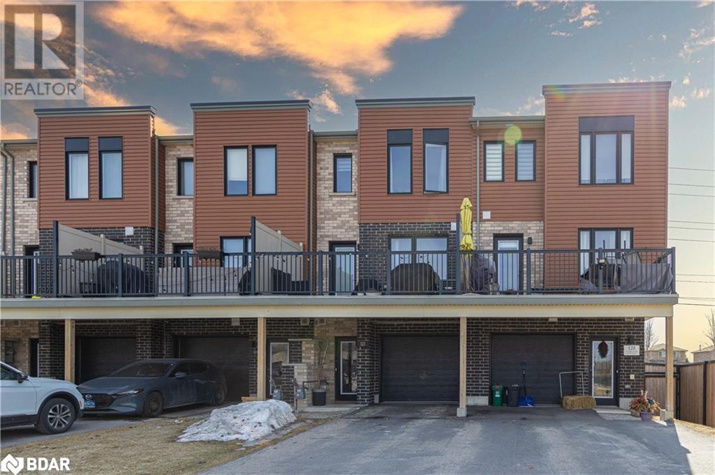 Property at 123 FAIRLANE AVENUE image 1