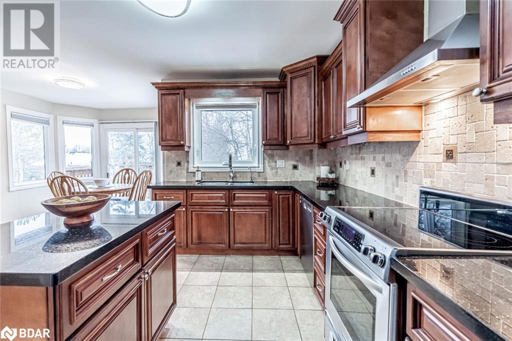 229 Orchard Heights Boulevard, Aurora, Ontario  L4G 5A5 - Photo 4 - 40711152