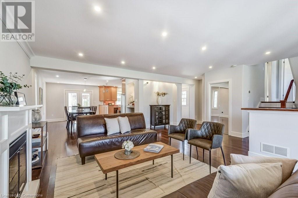 Property at 174 FOXBAR Road image 2