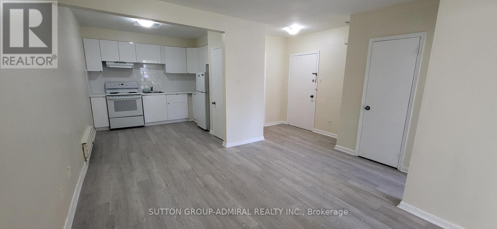 2839 Bathurst Street, Toronto, Ontario  M6B 3A4 - Photo 16 - C12046061