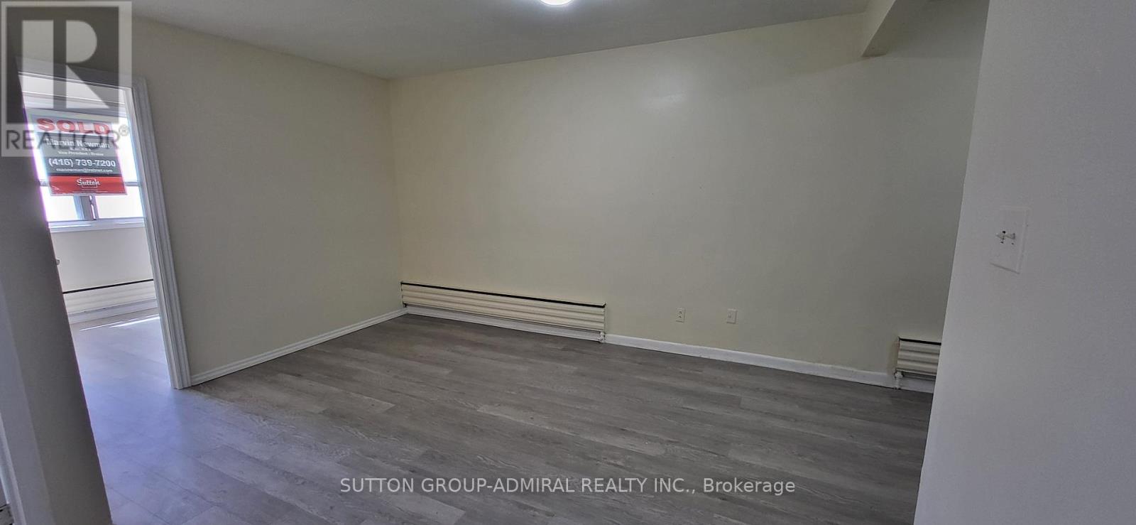 2839 Bathurst Street, Toronto, Ontario  M6B 3A4 - Photo 17 - C12046061