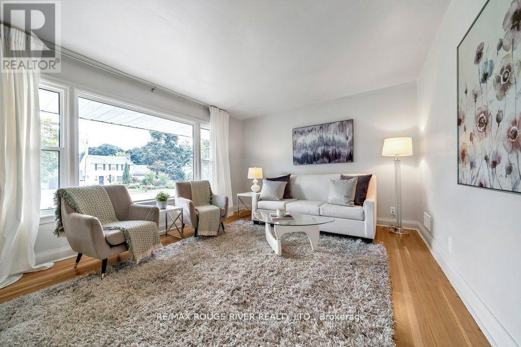 Property at 786 MARY STREET N image 4