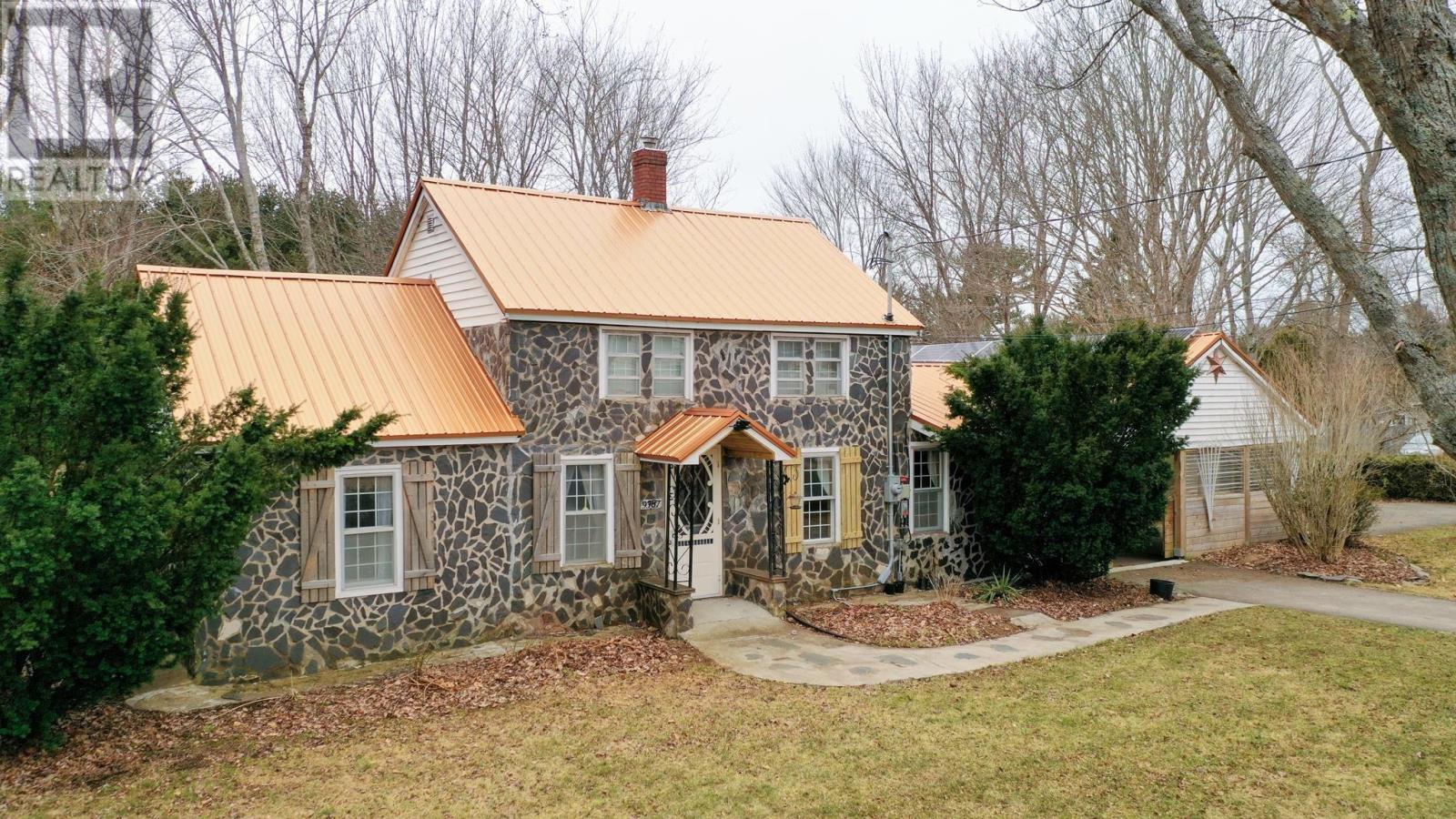 9387 Highway 10, Nictaux, Nova Scotia  B0S 1P0 - Photo 2 - 202505788