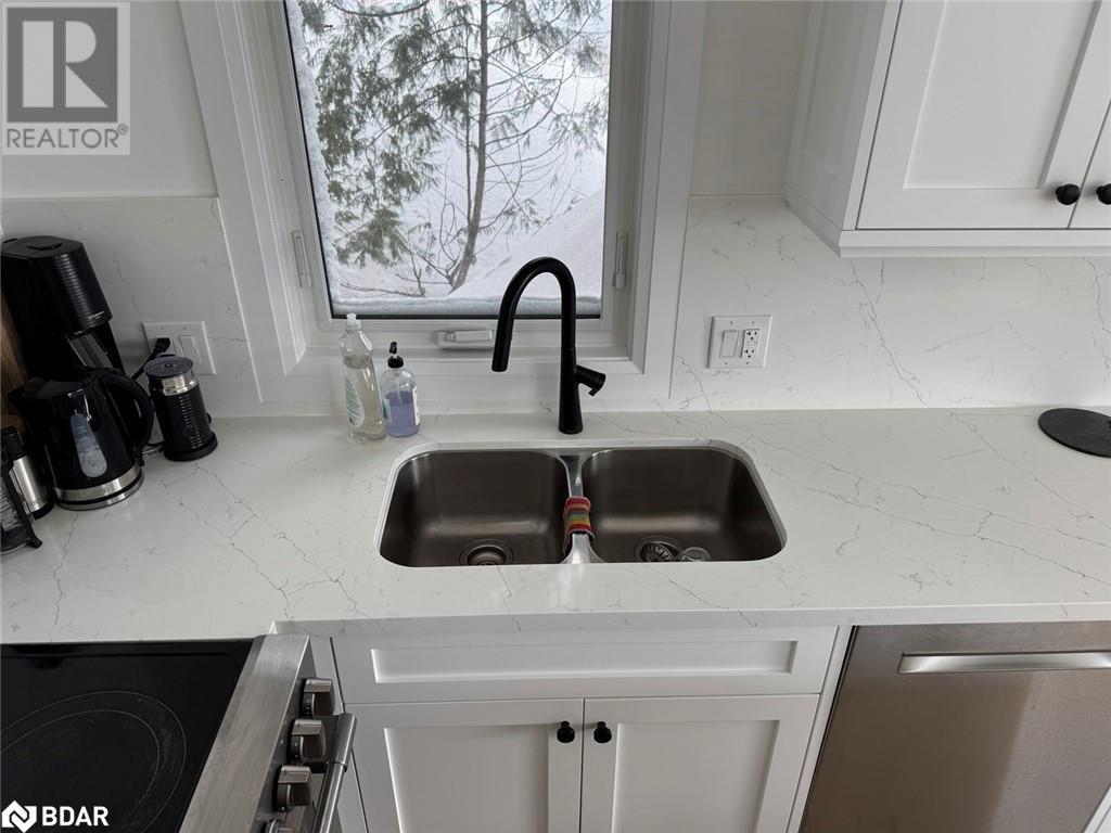 117 Collingwood Street, Barrie, Ontario  L4M 1J2 - Photo 19 - 40710608