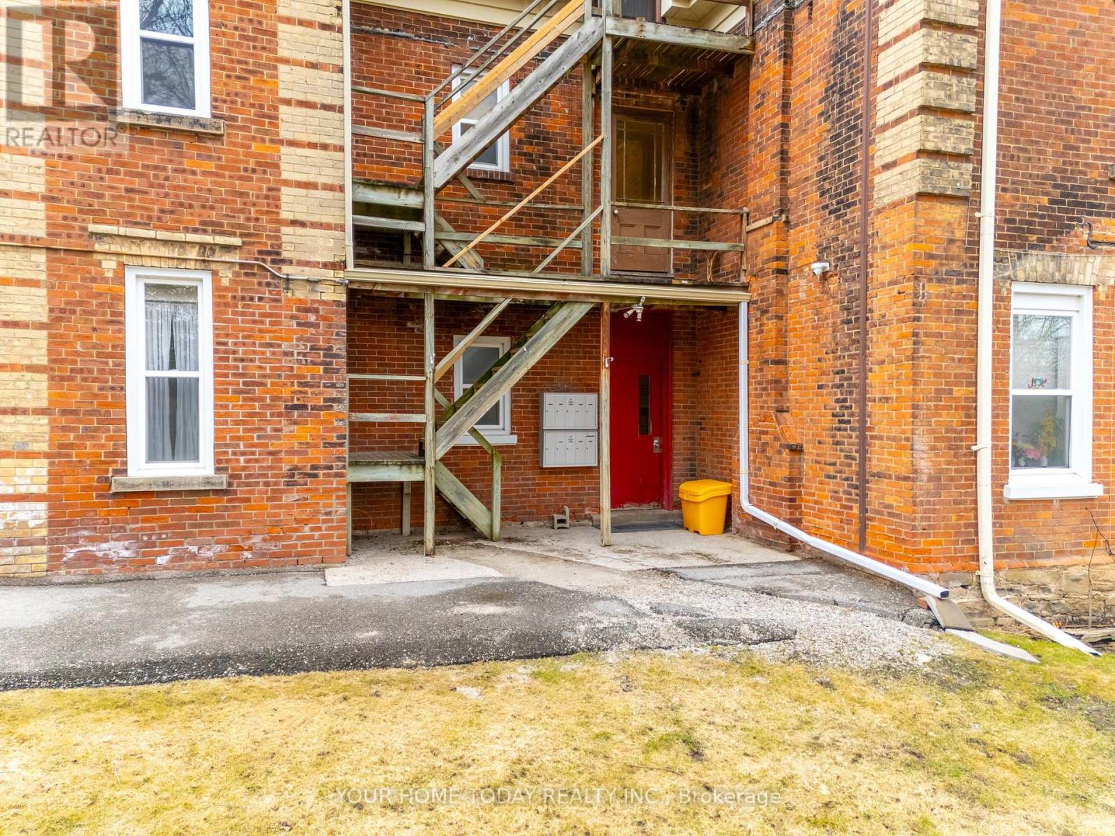 36 Market Street, Halton Hills (Georgetown), Ontario  L7G 3C1 - Photo 20 - W12046036