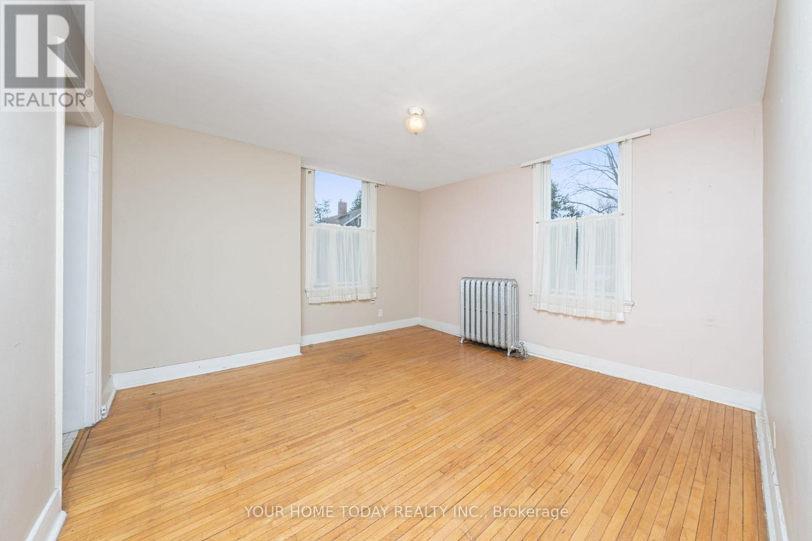 36 Market Street, Halton Hills (Georgetown), Ontario  L7G 3C1 - Photo 27 - W12046036