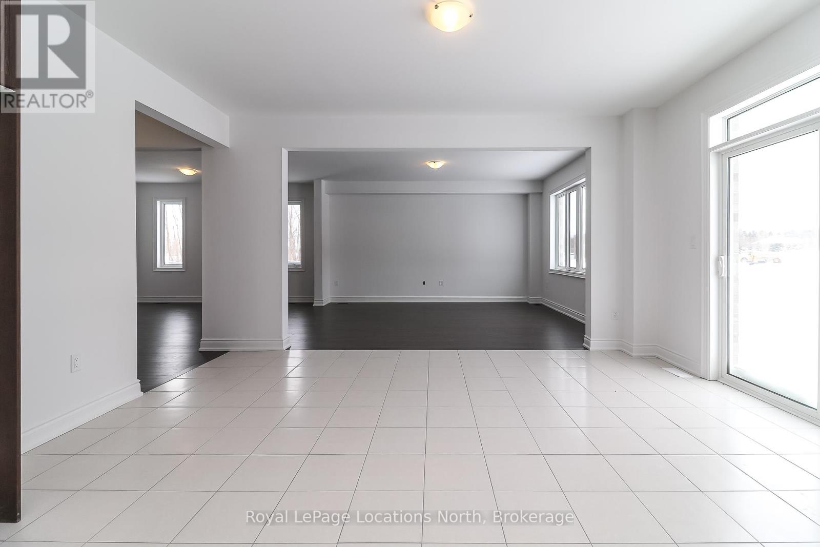 69 Amber Drive, Wasaga Beach, Ontario  L9Z 0R8 - Photo 10 - S11986509