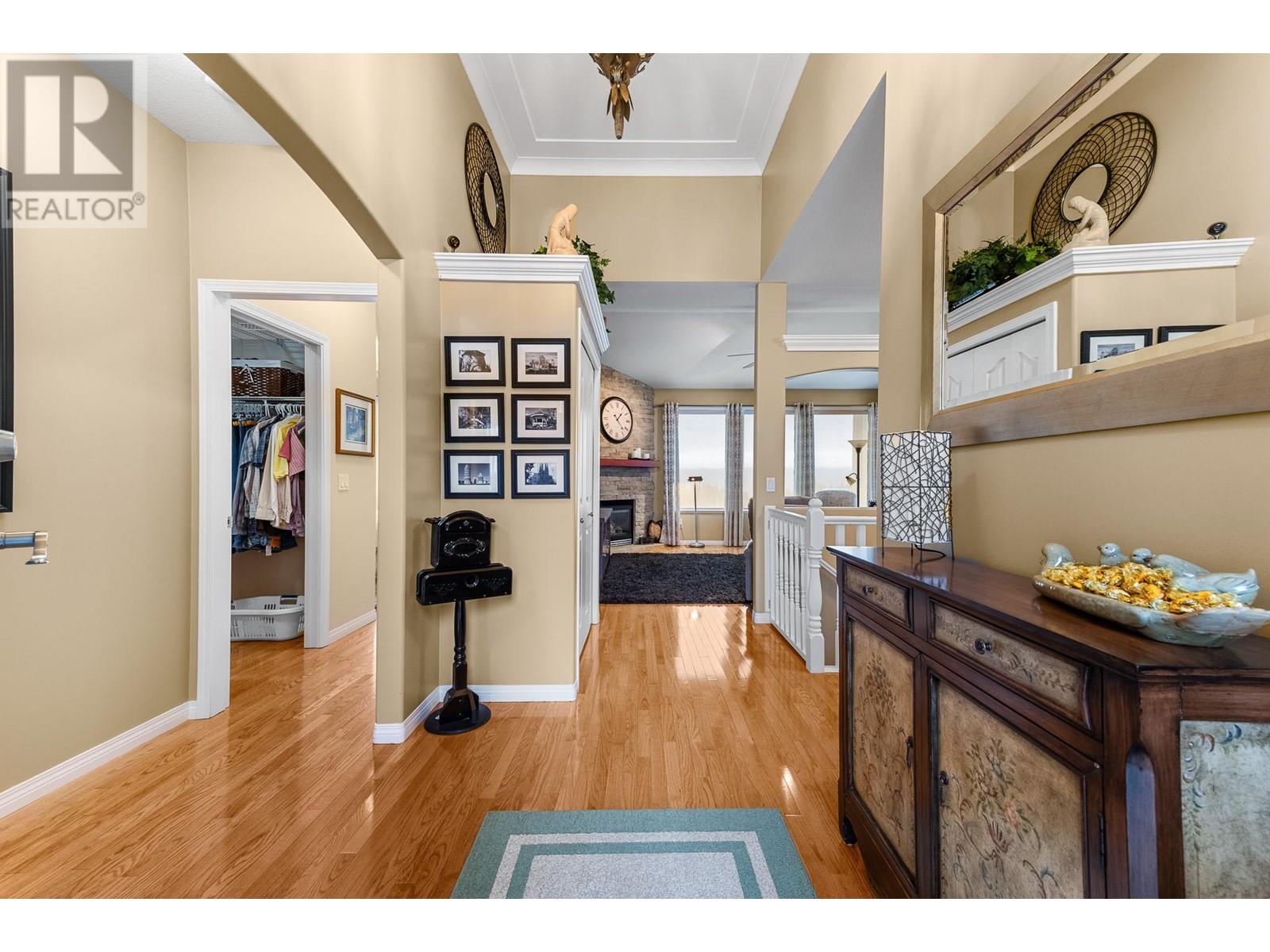 Property at 2551 Saddleridge Drive image 2