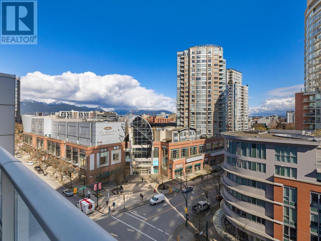 Listing Picture 23 of 25 : 807 633 ABBOTT STREET, Vancouver / 溫哥華 - 魯藝地產 Yvonne Lu Group - MLS Medallion Club Member