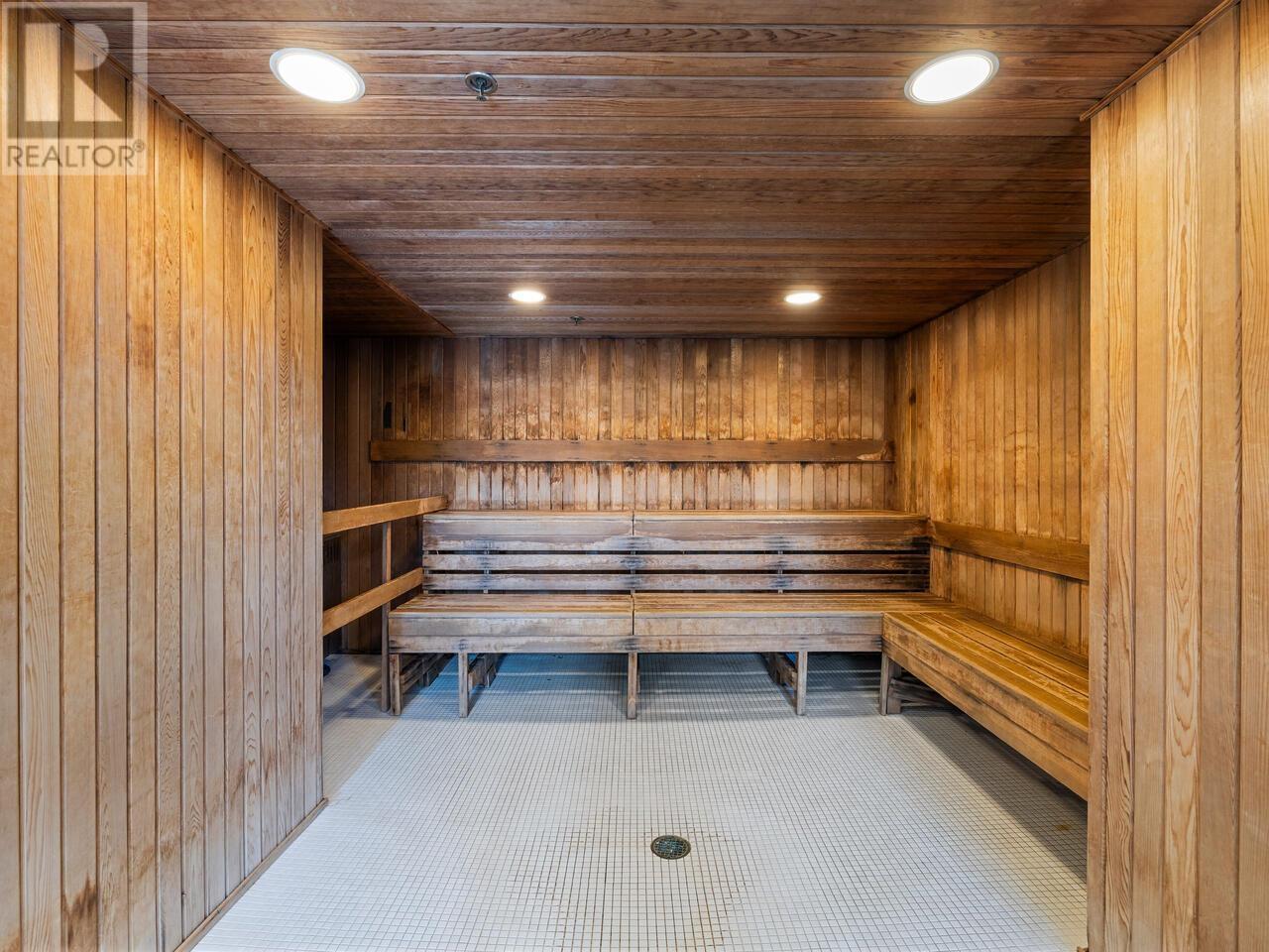 Listing Picture 22 of 25 : 807 633 ABBOTT STREET, Vancouver / 溫哥華 - 魯藝地產 Yvonne Lu Group - MLS Medallion Club Member