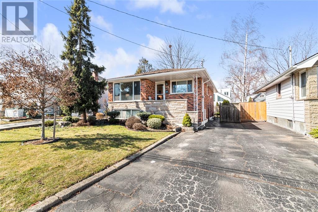 Property at 176 WALTER Avenue S image 5