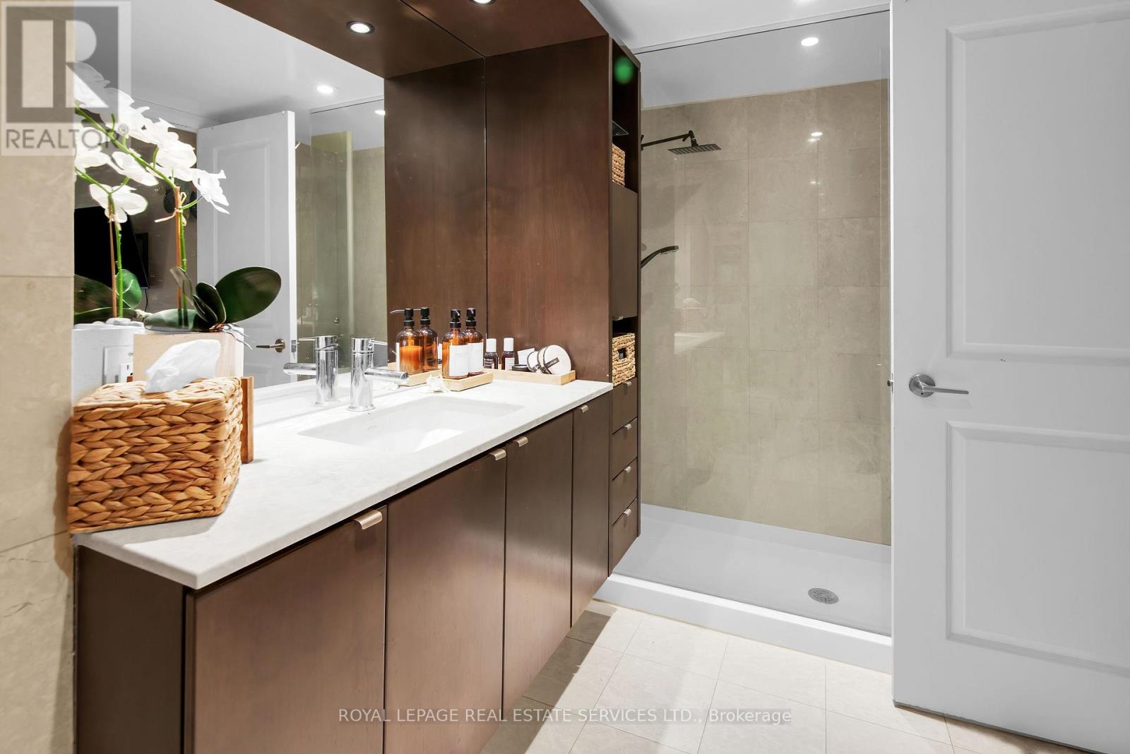 207 - 1430 Yonge Street, Toronto, Ontario  M4T 1Y6 - Photo 24 - C12046067