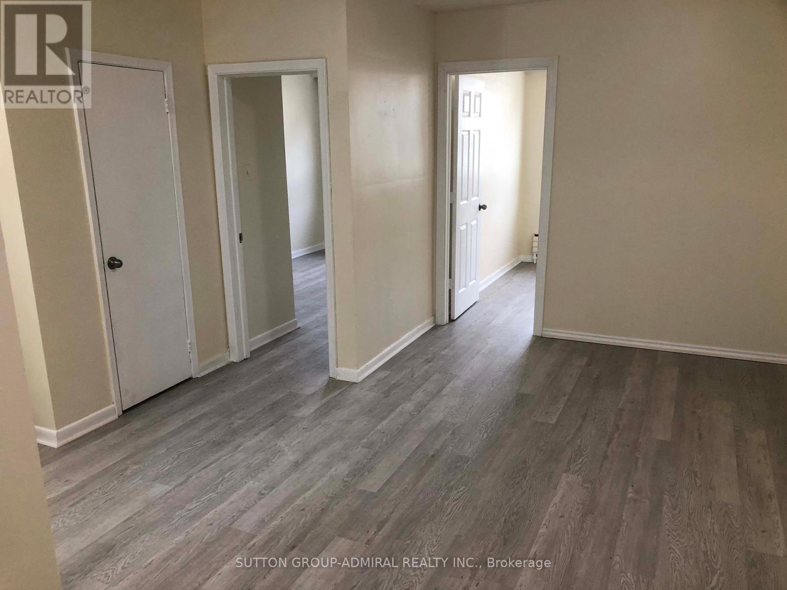 2839 Bathurst Street, Toronto, Ontario  M6B 3A4 - Photo 14 - C12046106