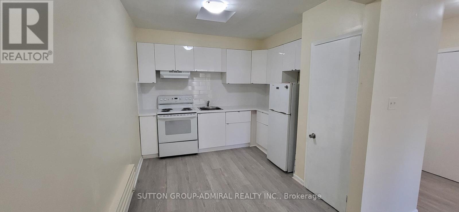 2839 Bathurst Street, Toronto, Ontario  M6B 3A4 - Photo 28 - C12046106