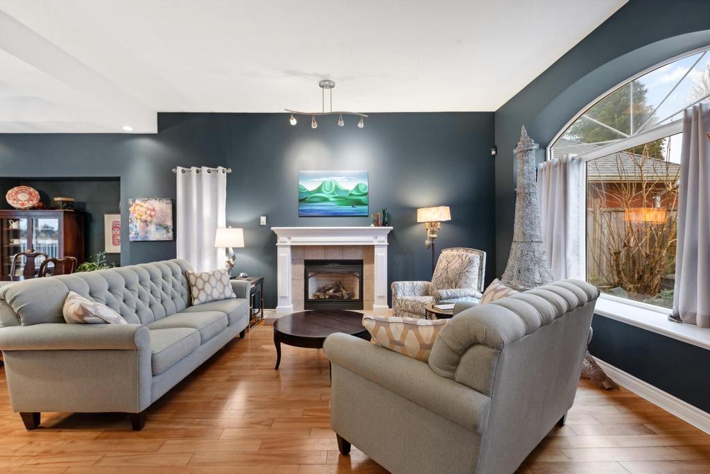 33071 Hawthorne Avenue, Mission, British Columbia  V2V 6Z1 - Photo 6 - R2982754
