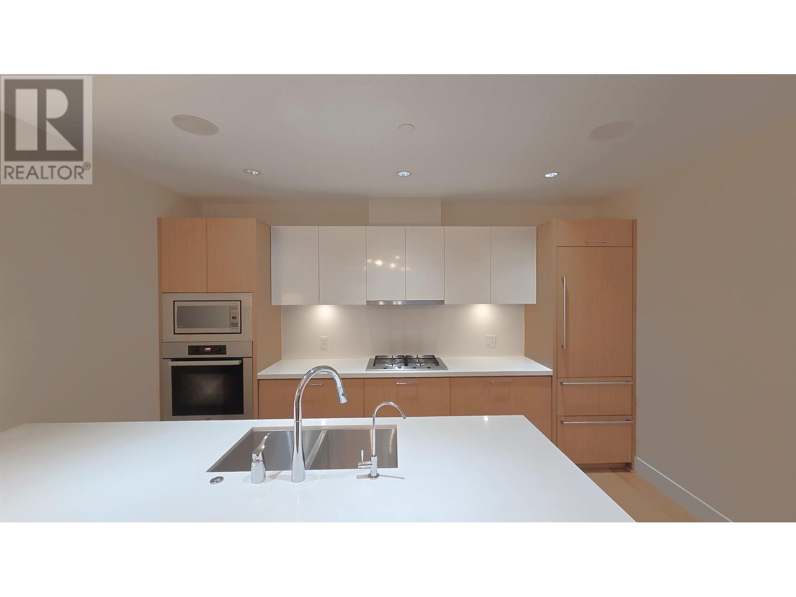 400 888 Arthur Erickson Place, West Vancouver, British Columbia  V7T 0B1 - Photo 9 - R2980295