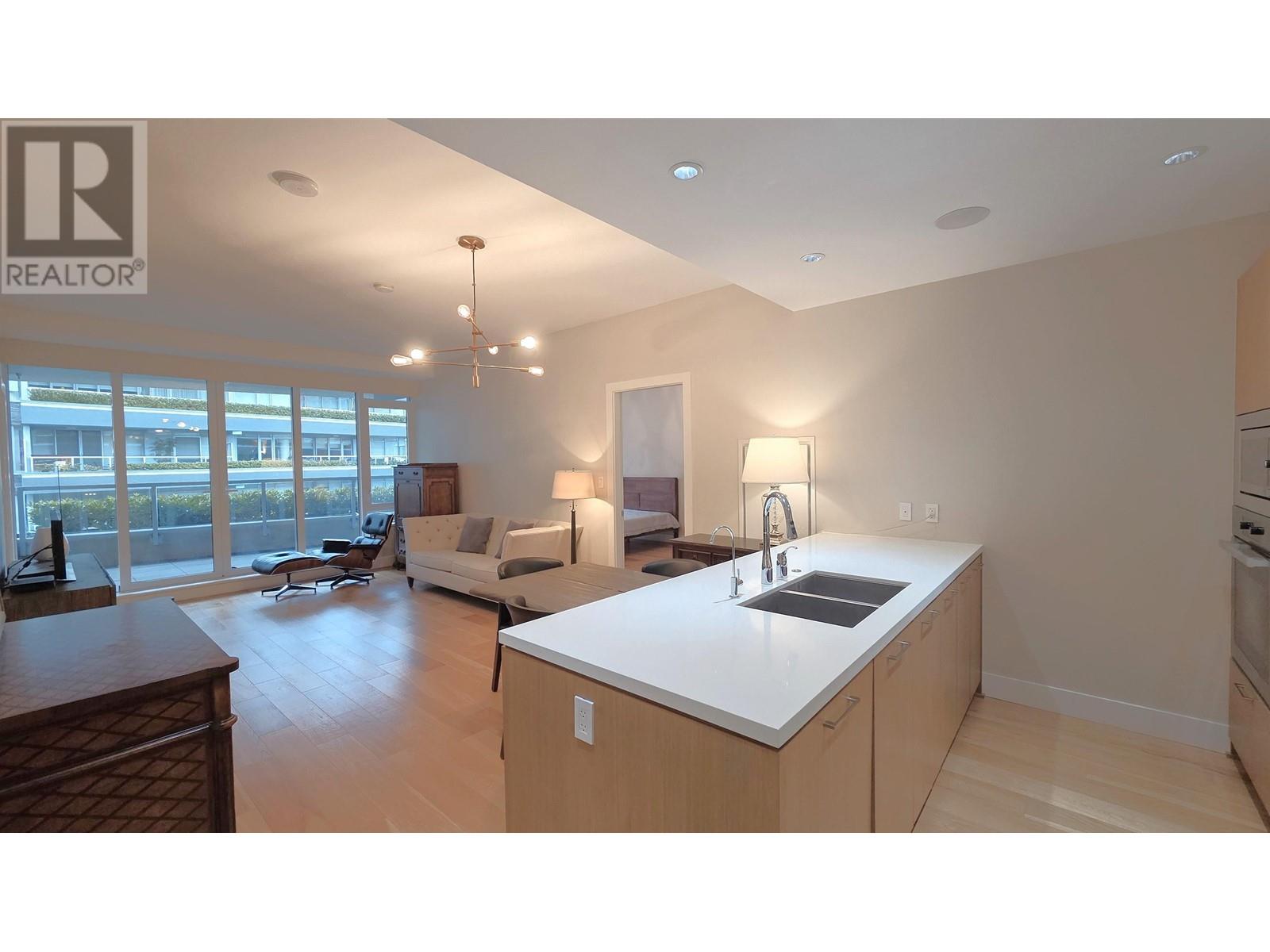 400 888 Arthur Erickson Place, West Vancouver, British Columbia  V7T 0B1 - Photo 4 - R2980295