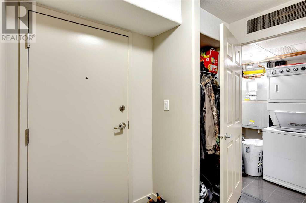 Property at 1213, 7901 King Street image 2