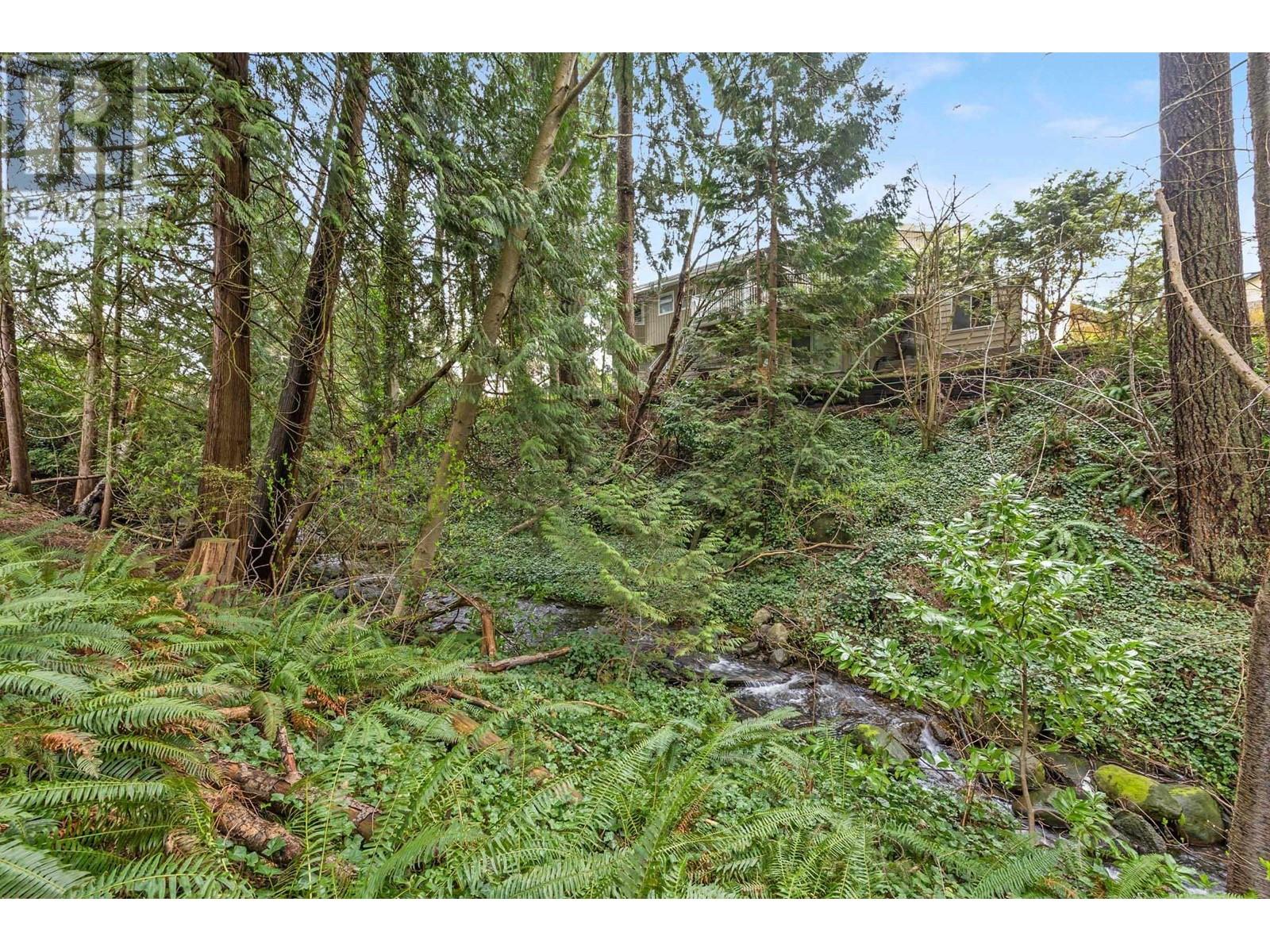 1941 Jasper Court, Coquitlam, British Columbia  V3J 2B4 - Photo 30 - R2981575