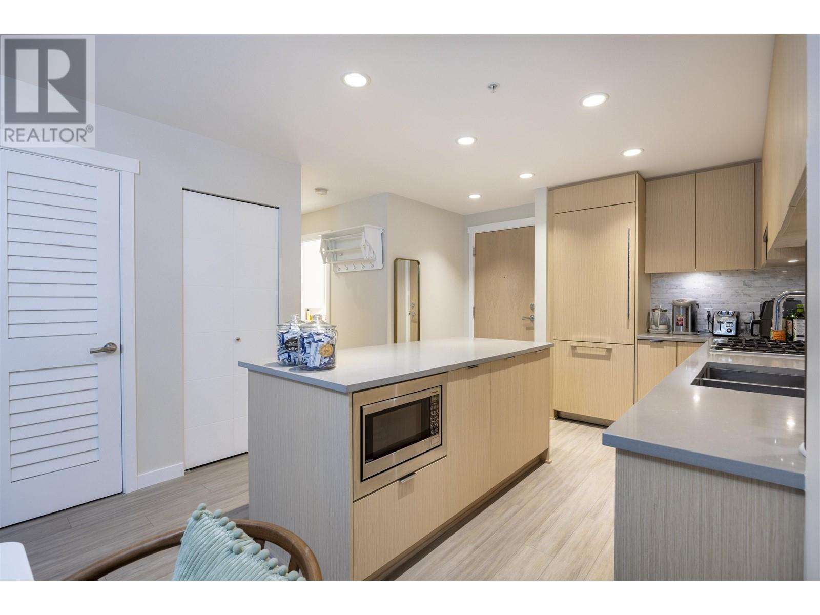 422 9213 Odlin Road, Richmond, British Columbia  V6X 0V5 - Photo 3 - R2980863
