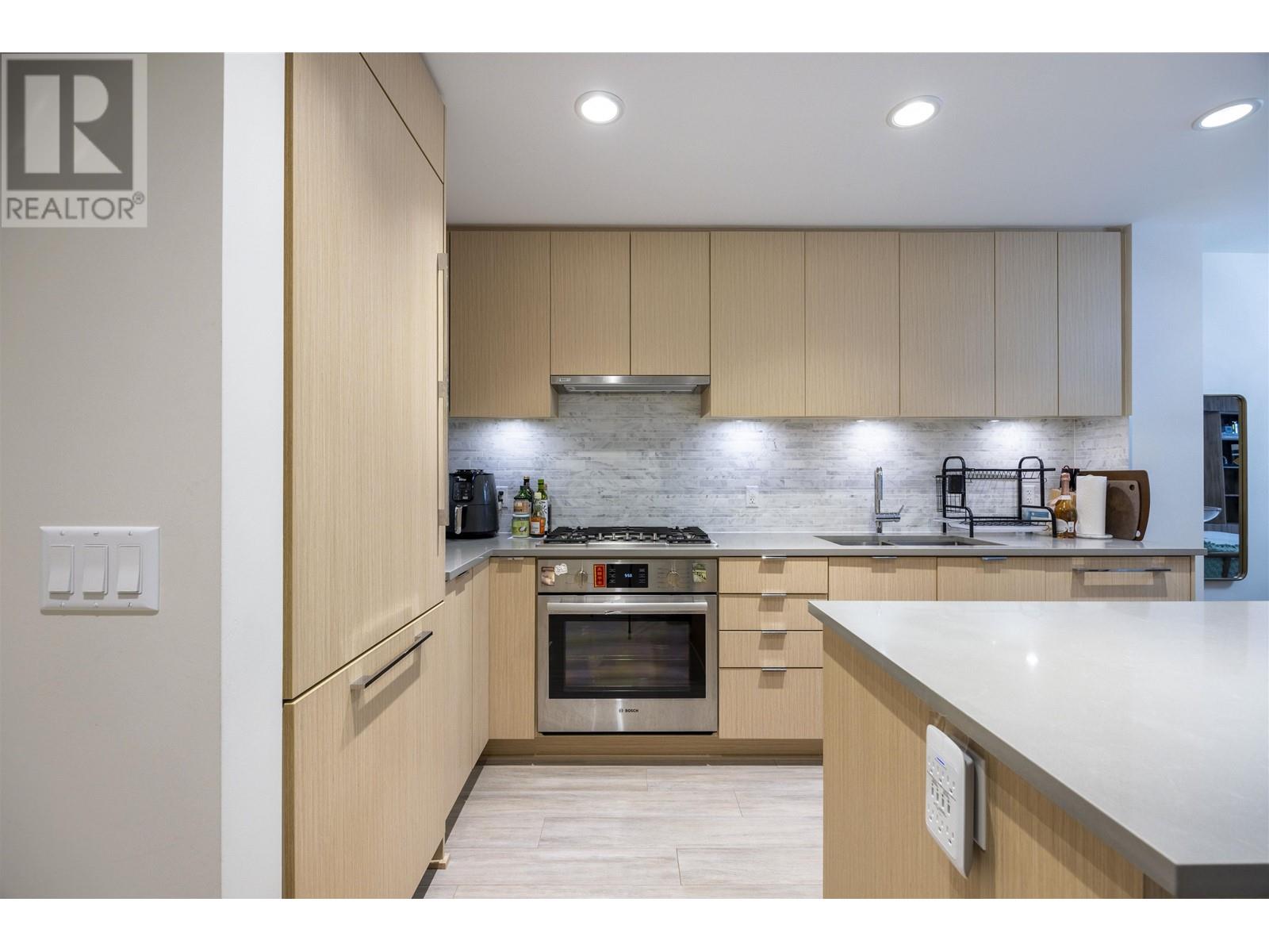 422 9213 Odlin Road, Richmond, British Columbia  V6X 0V5 - Photo 8 - R2980863