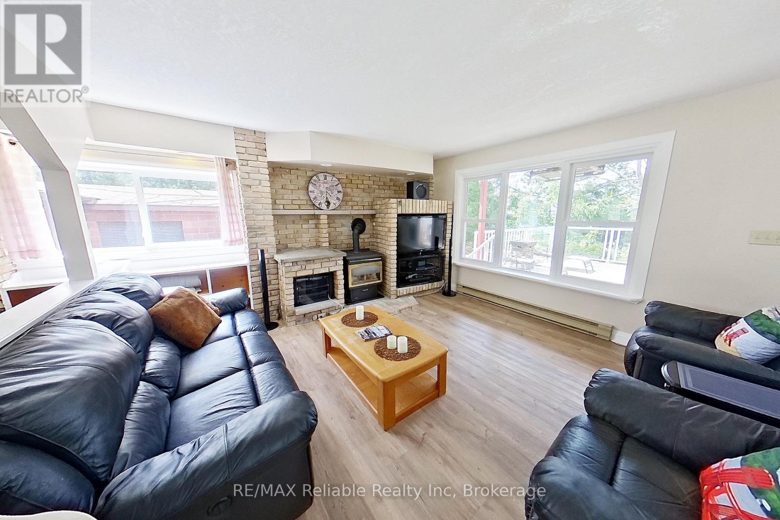 74431 Woodland Drive, Bluewater, Ontario  N0M 1G0 - Photo 13 - X12046158