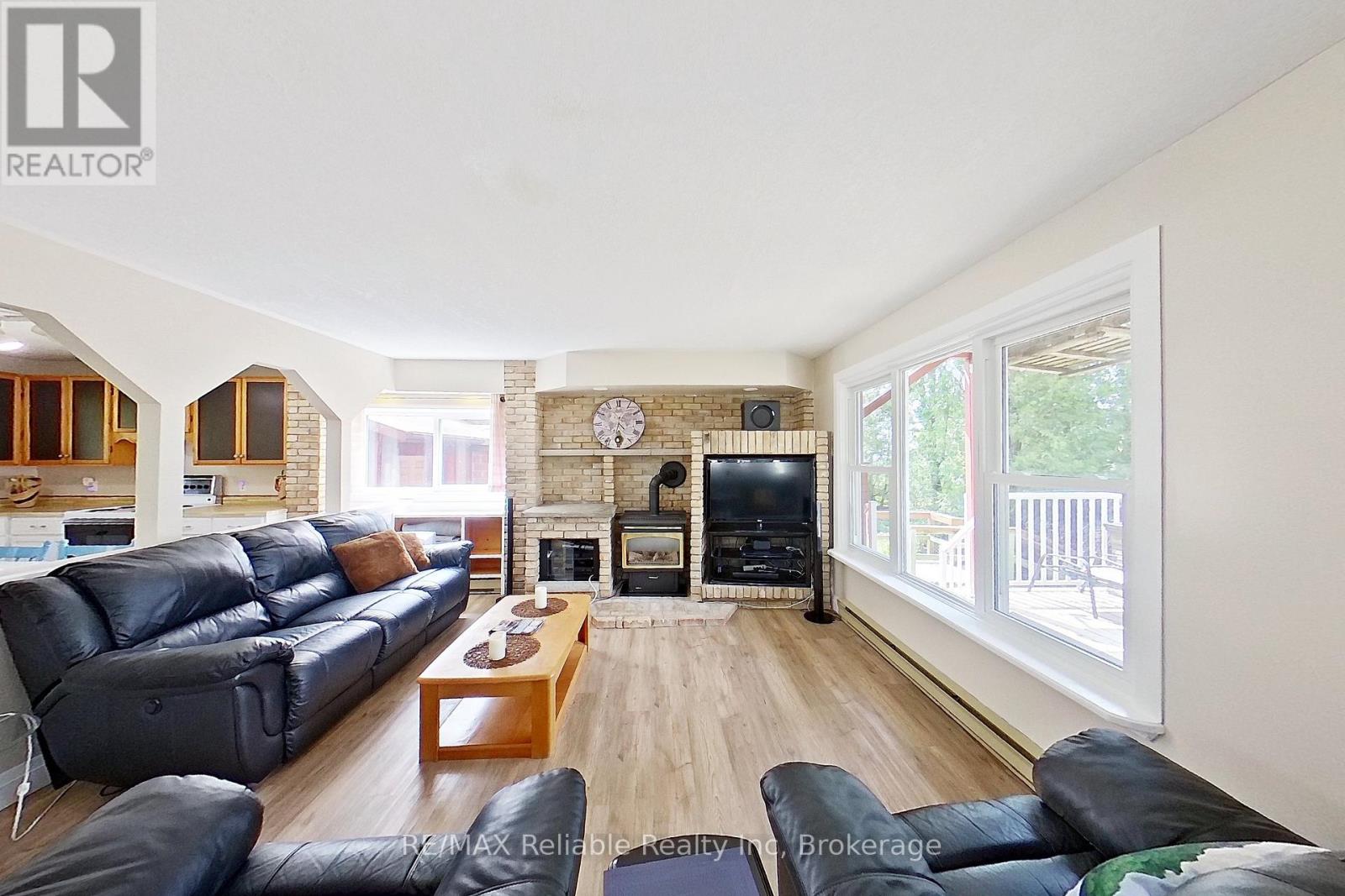 74431 Woodland Drive, Bluewater, Ontario  N0M 1G0 - Photo 17 - X12046158