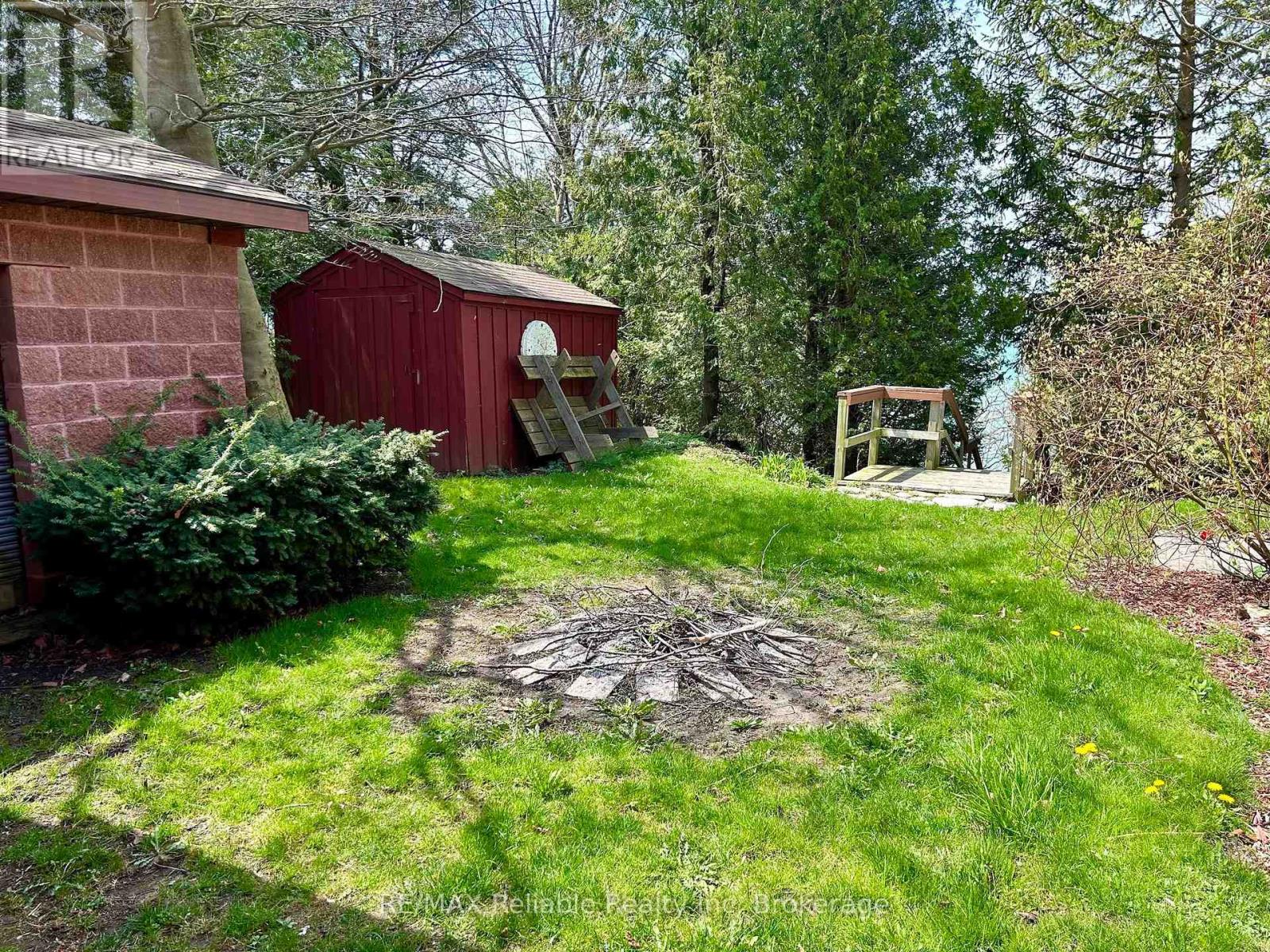 74431 Woodland Drive, Bluewater, Ontario  N0M 1G0 - Photo 5 - X12046158