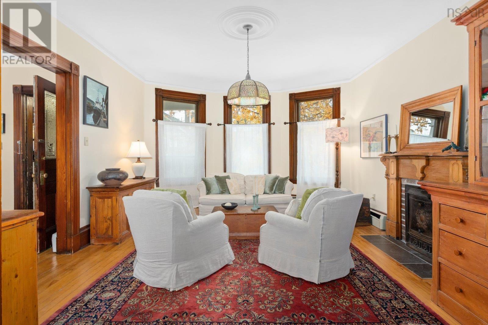 1582 Henry Street, Halifax, Nova Scotia  B3H 3J9 - Photo 8 - 202506023