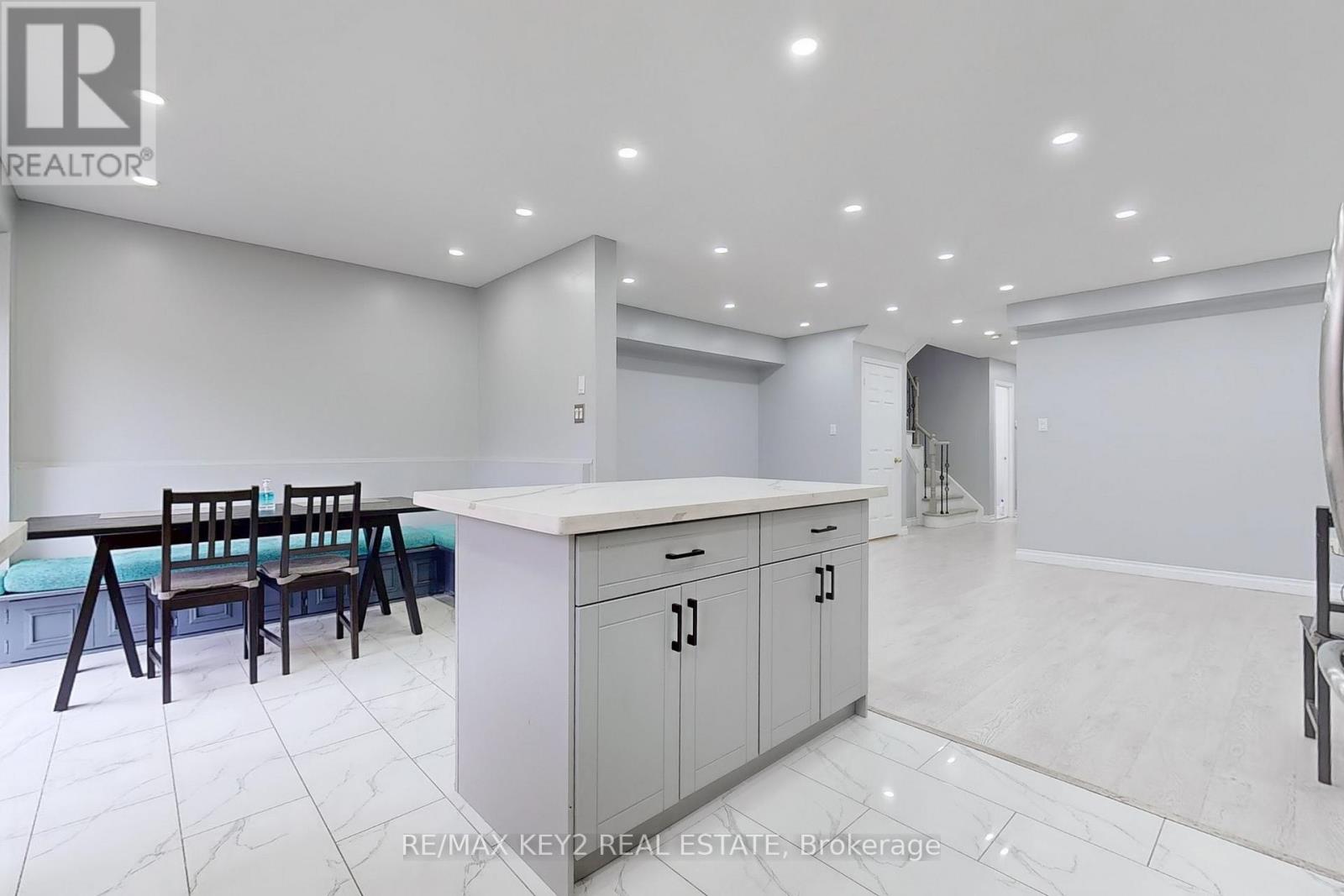 1609 Avonmore Square, Pickering, Ontario  L1V 7H4 - Photo 6 - E12046188