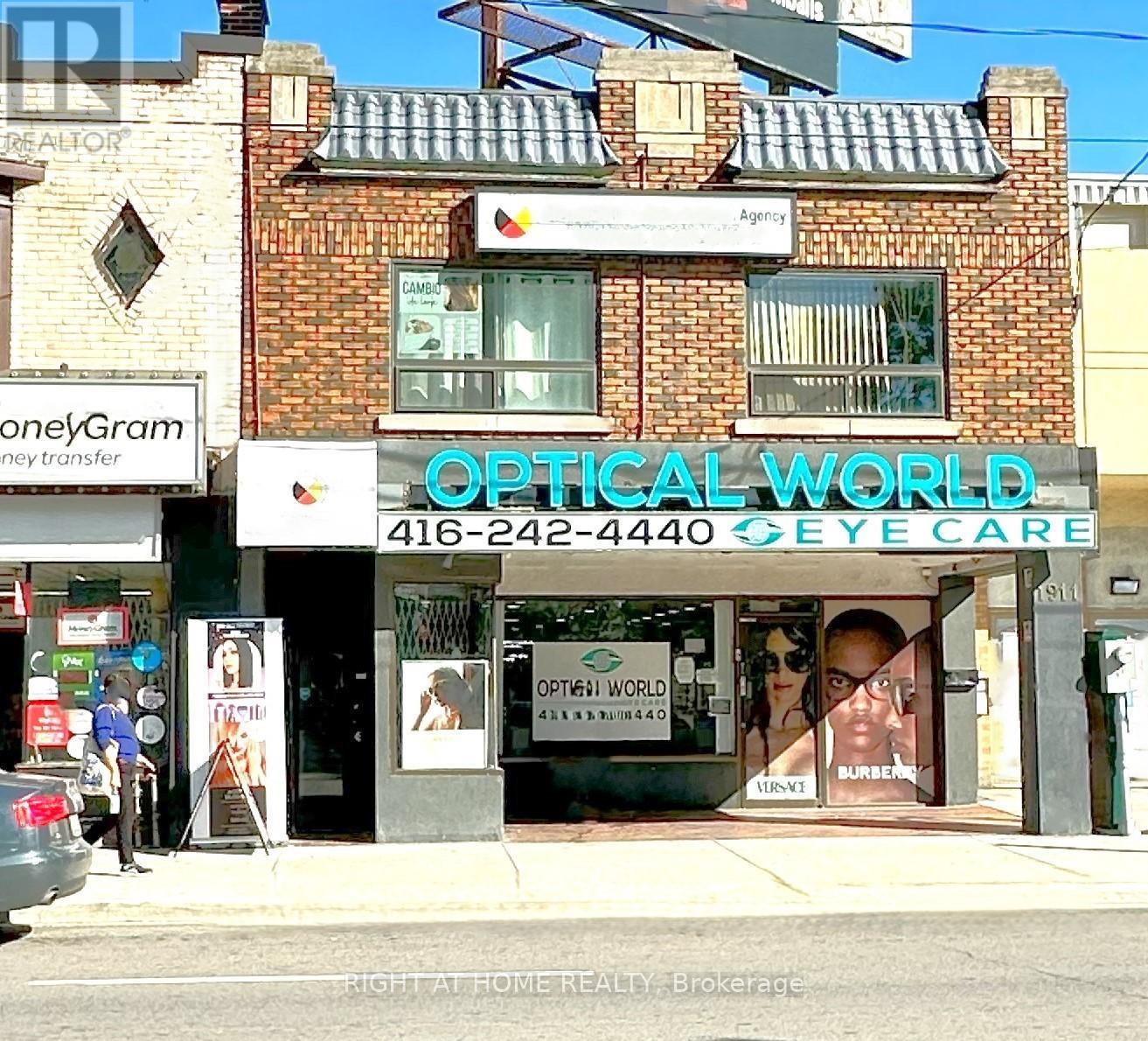 202 - 1911 WESTON ROAD, Toronto, Ontario