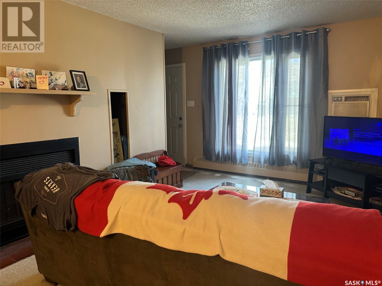 Property at 80A Nollet AVENUE image 4