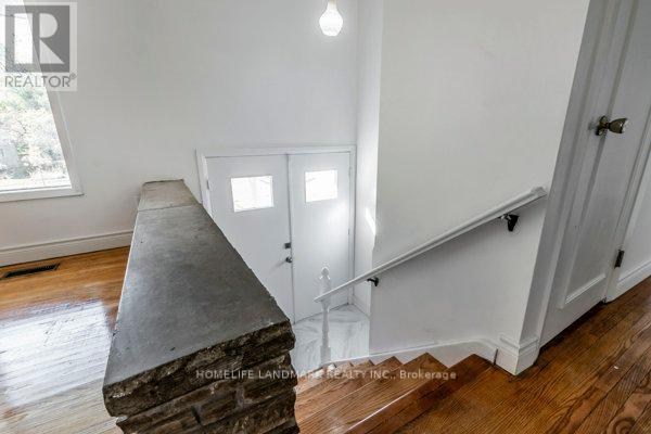 Property at 54 CARDILL CRESCENT image 3