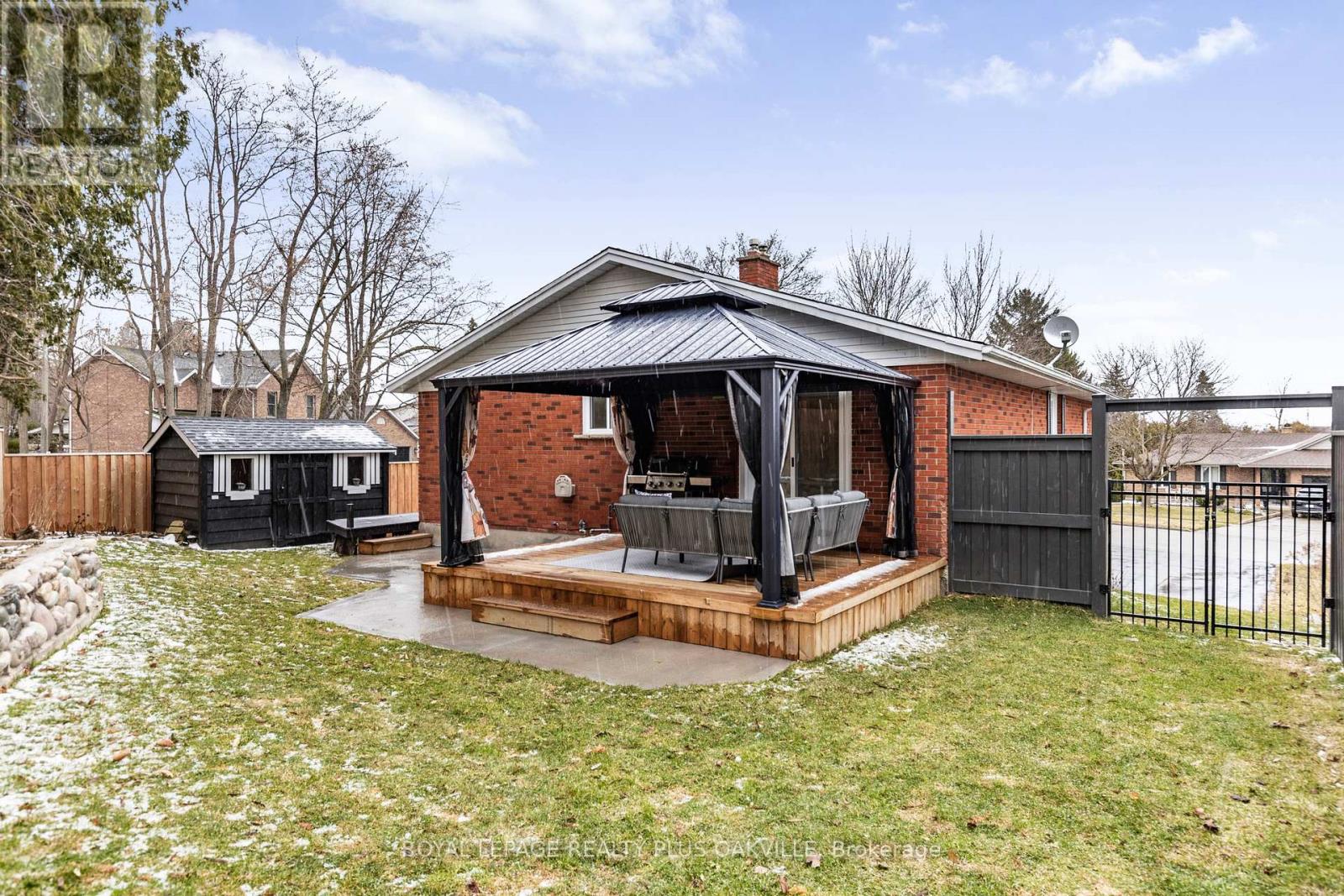 Property at 4 RONALD ROAD image 4