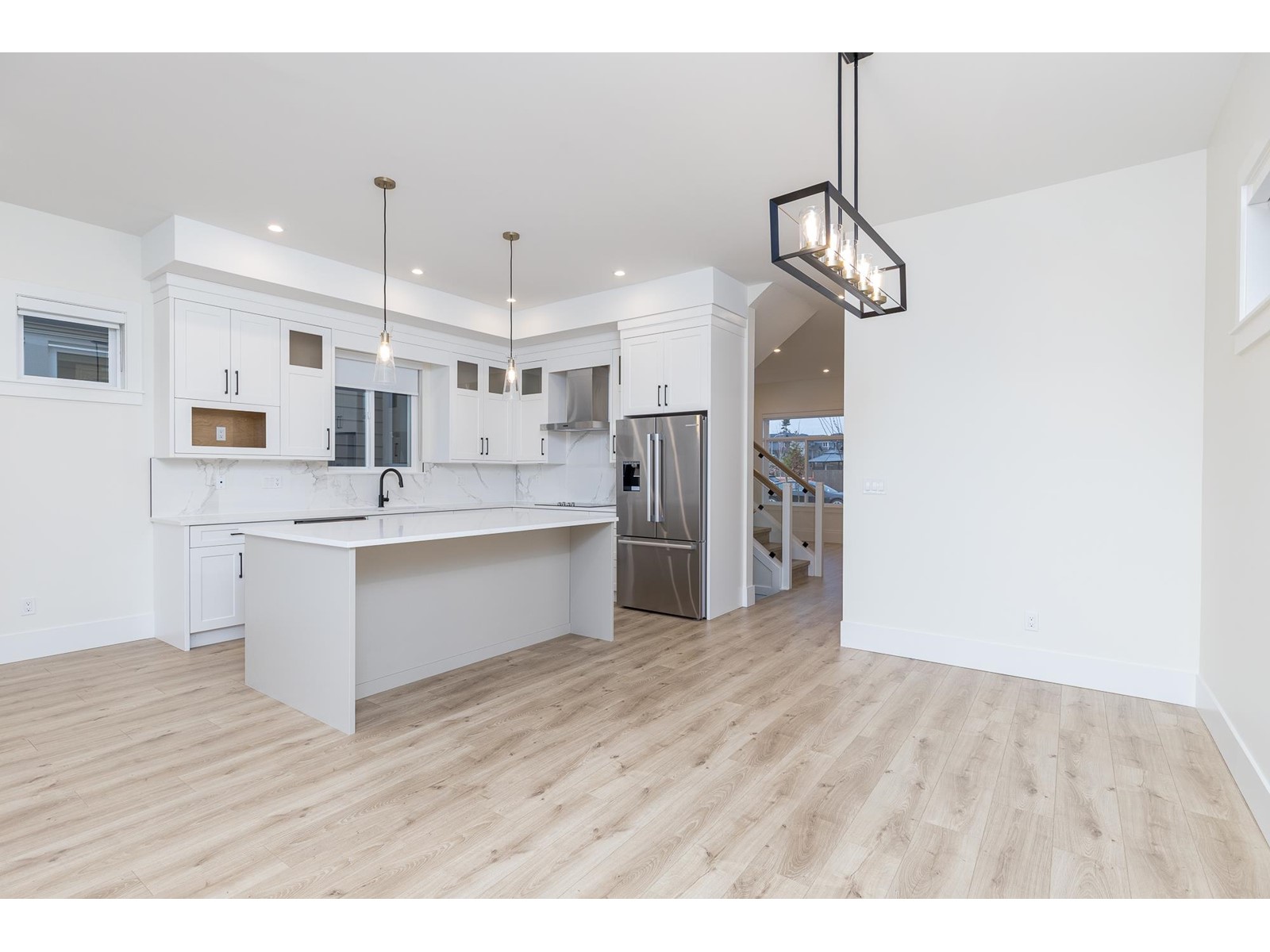 16732 20a Avenue, Surrey, British Columbia  V3Z 1J4 - Photo 8 - R2981913