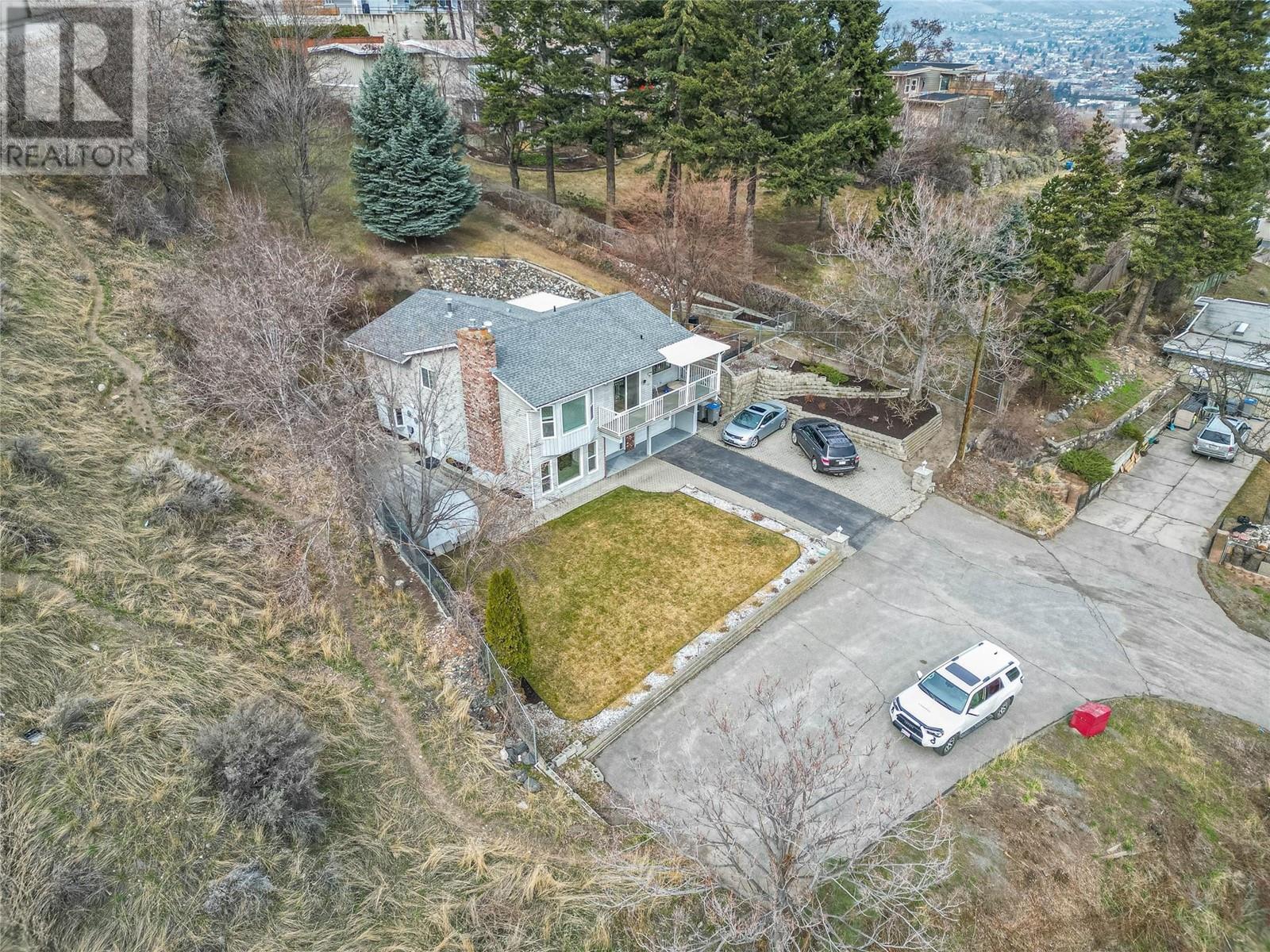 Property at 150 Clarke Street image 3