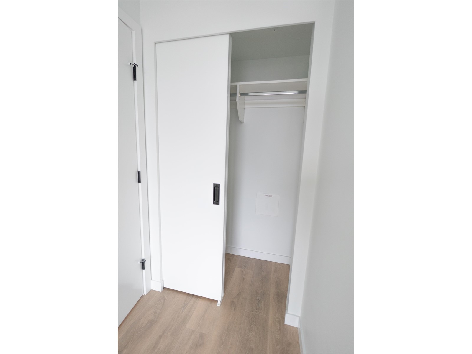 912 13685 102 Avenue, Surrey, British Columbia  V3T 1N7 - Photo 6 - R2982440