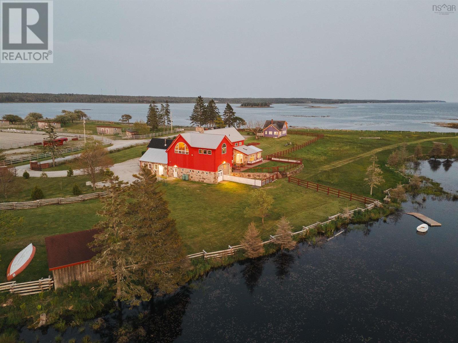 168 Stevens Road, Lockeport, Nova Scotia  B0T 1L0 - Photo 8 - 202506024