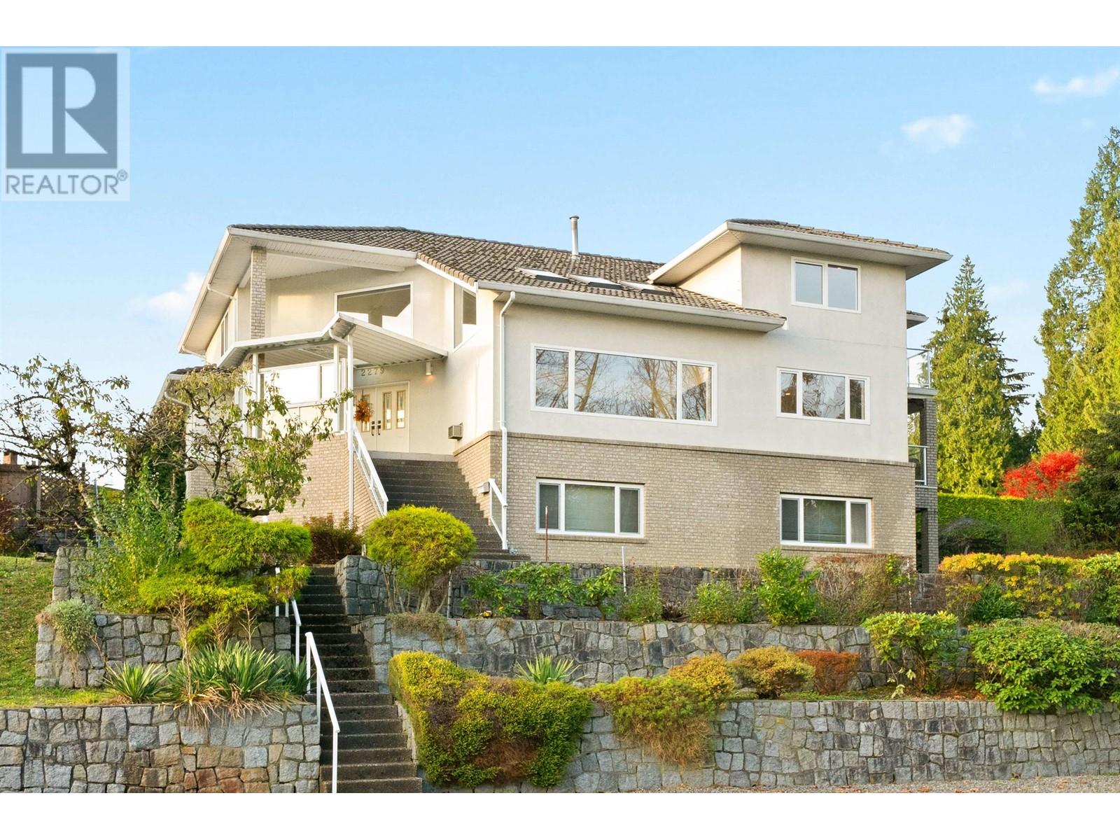 2279 Leclair Drive, Coquitlam, British Columbia  V3K 6P5 - Photo 37 - R2982843